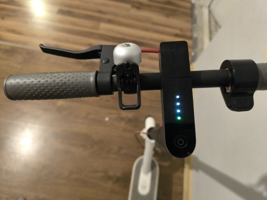 Hulajnoga elektryczna xiaomi m365 mało używana