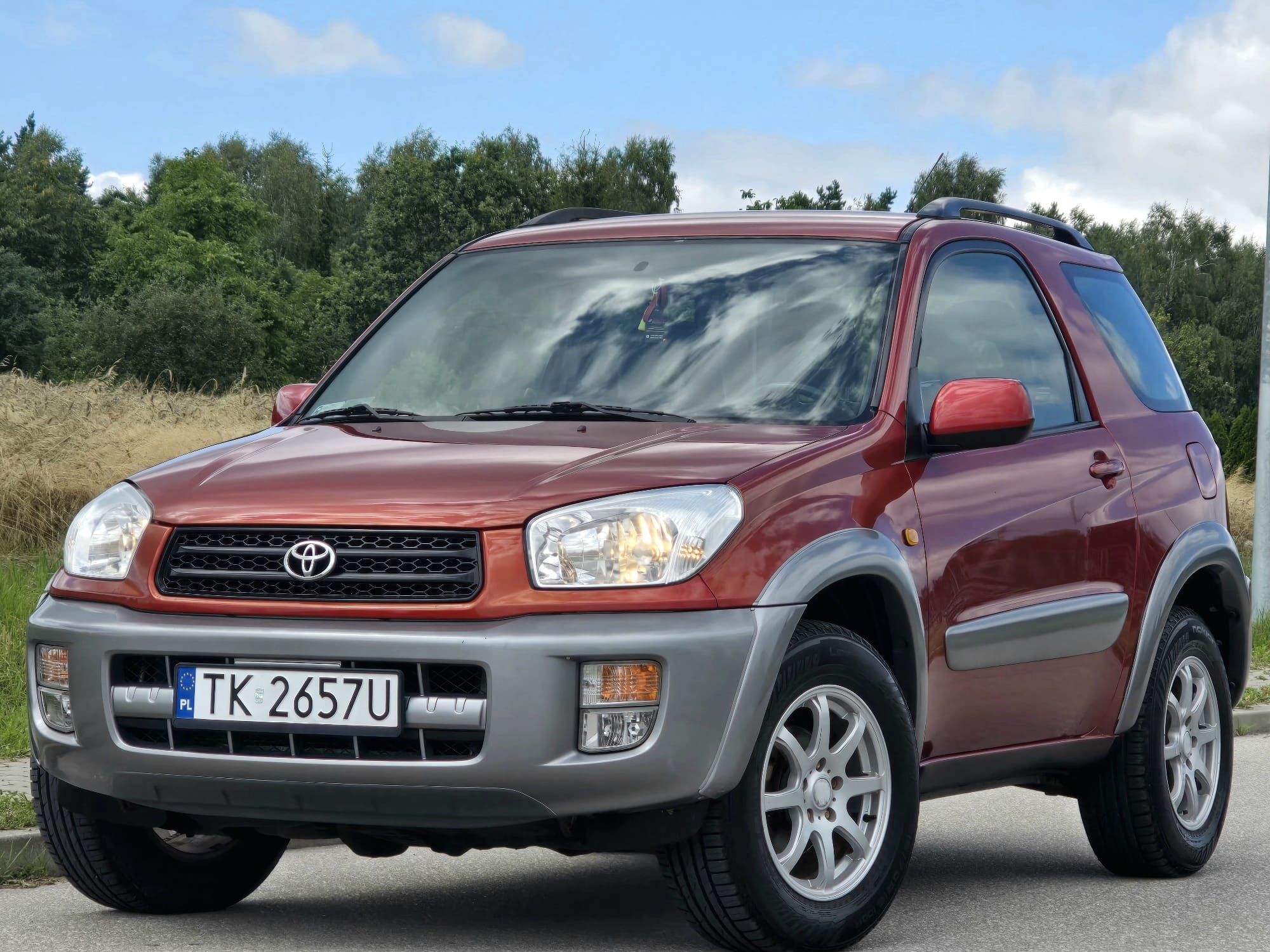 Toyota RAV4. 4x4 Niski przebieg