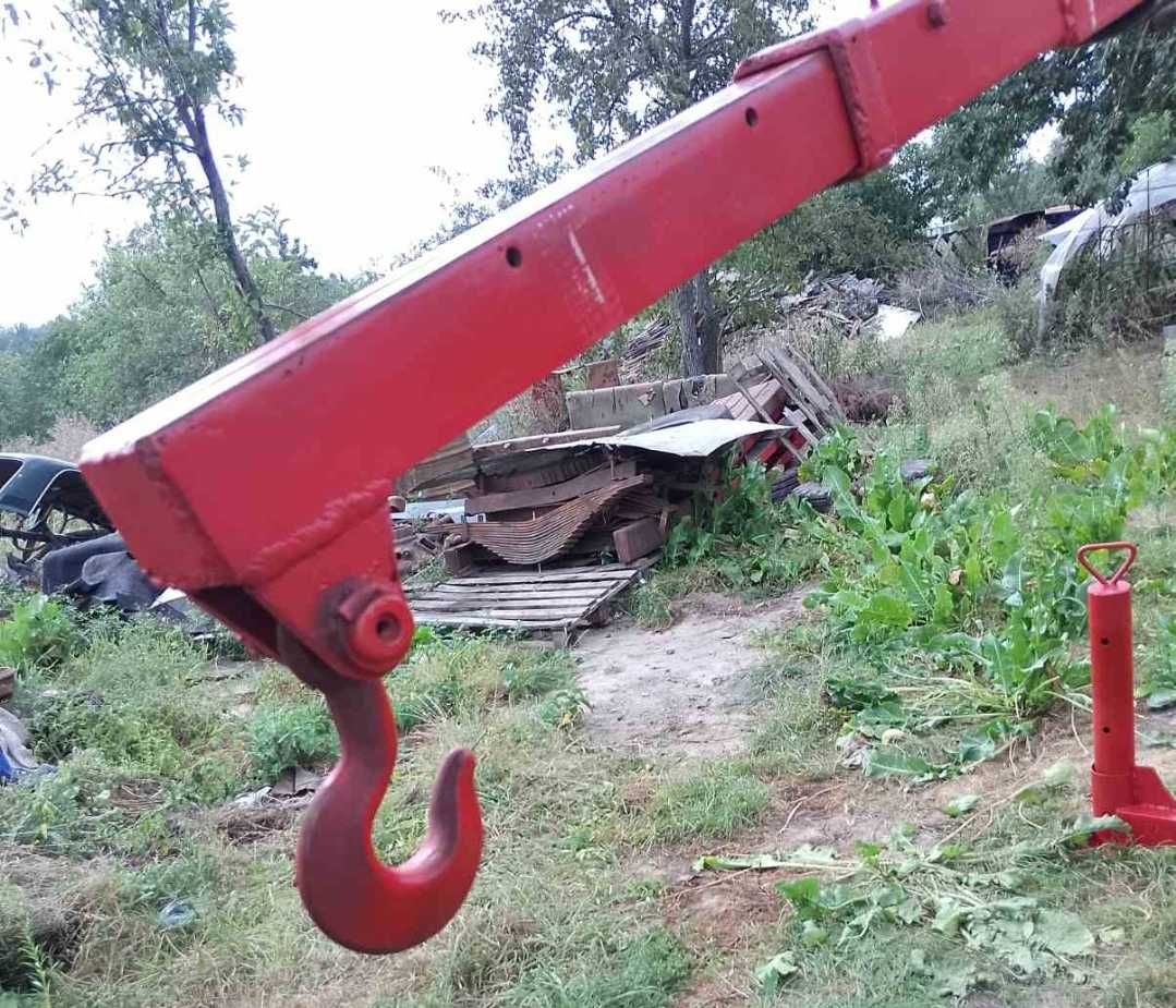 Кран погрущик на навеску до трактора для  бігбегів Стрела Видвижная