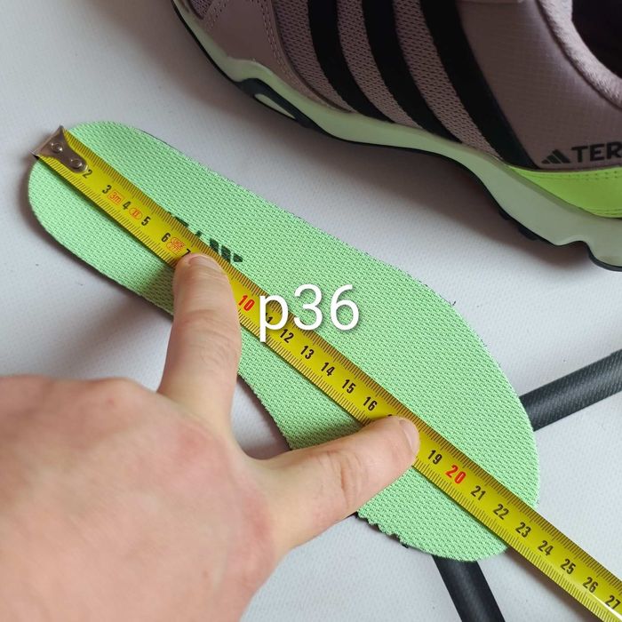 Нові оригінальні Adidas Terrex р36,37 довжина устілки по факту 23см
