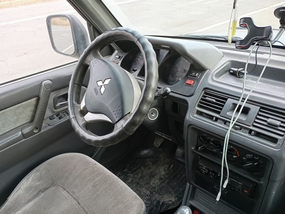 Продам Мітсубіші Паджеро 2.5