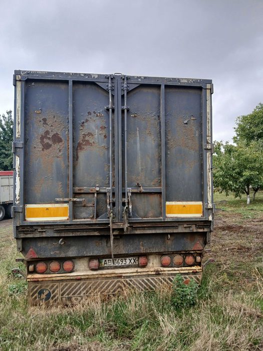 Напівпричіп бортовий