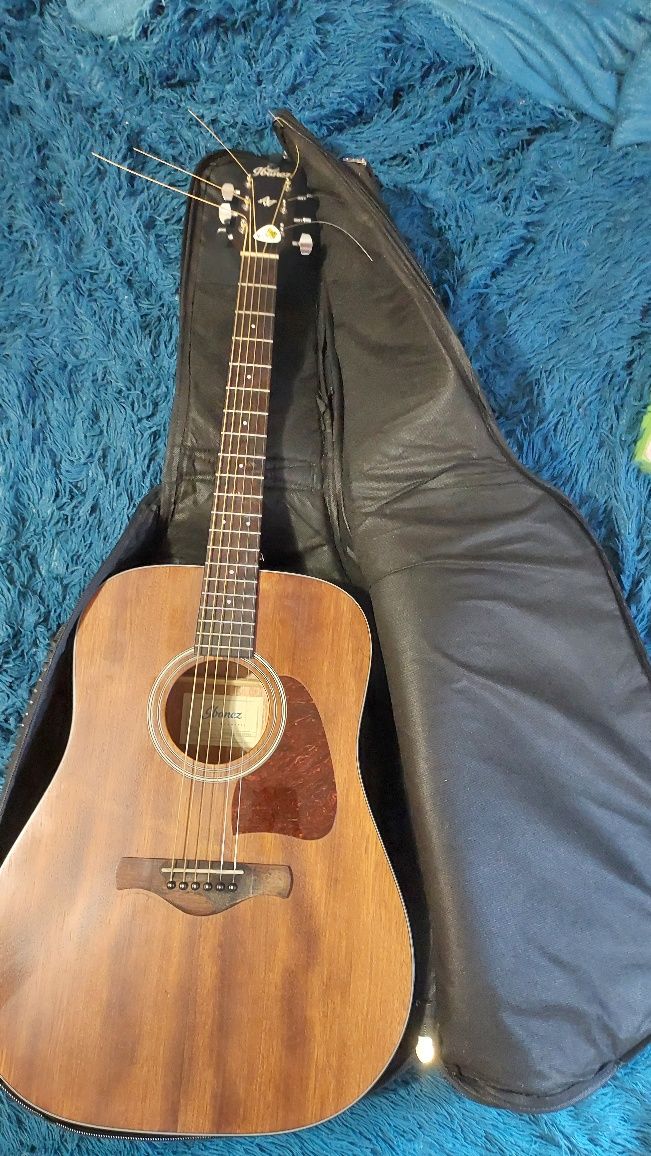 Гитара акустическая Ibanez