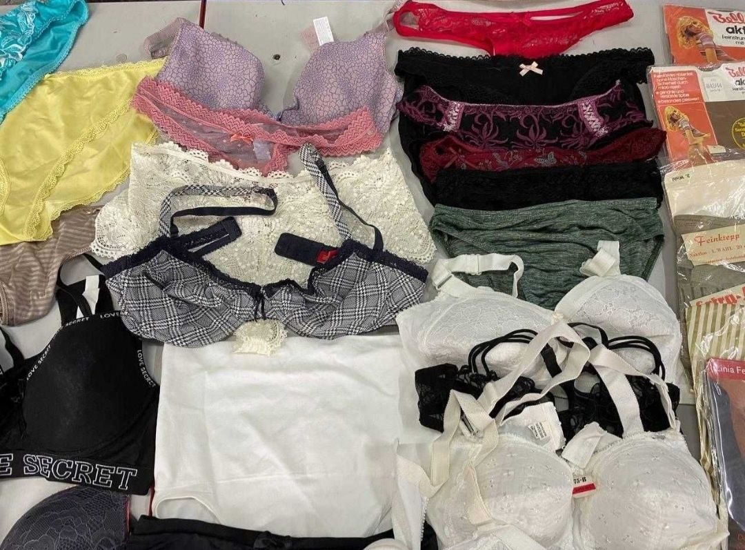 Жіноча нижня білизна Секонд Second hand  труси бюстгалтери боді топік