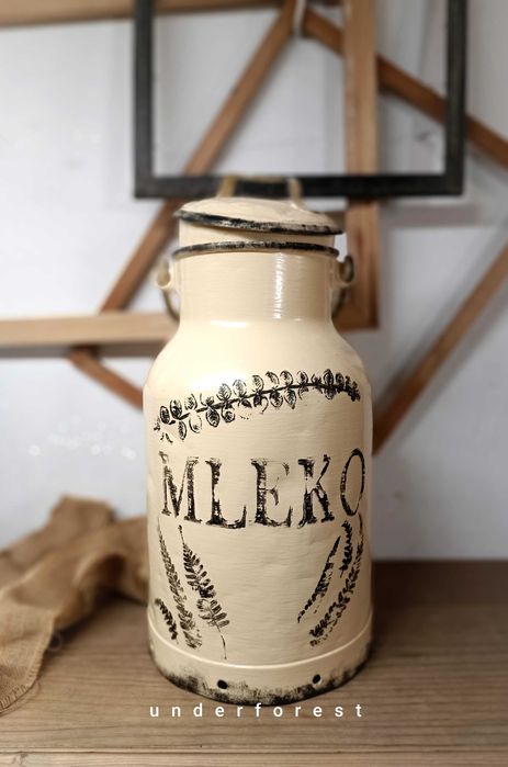 Kanka na mleko metalowa  malowana stara 56 cm dekoracja