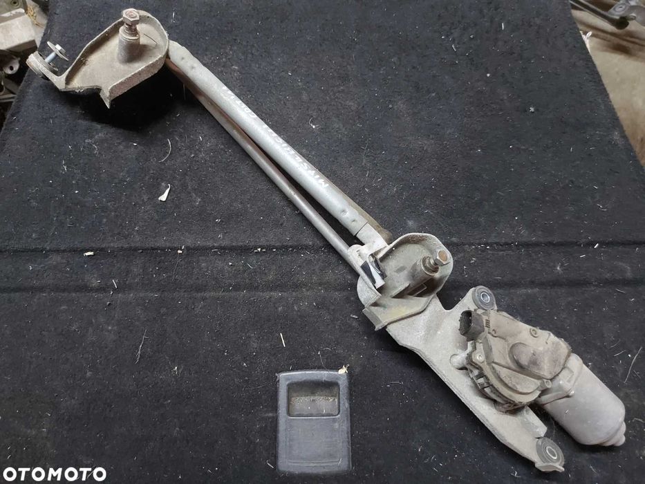 Mechanizm wycieraczek Mitsubishi Colt z30