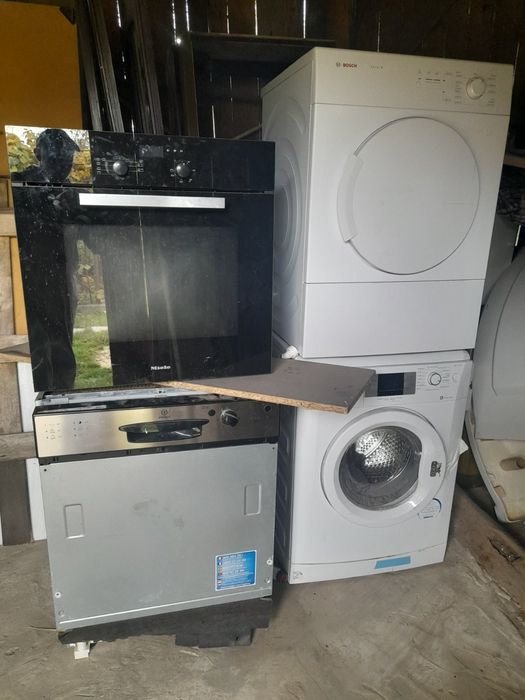 Пральна, сушильна та  посудомийна машина,духова пяч
