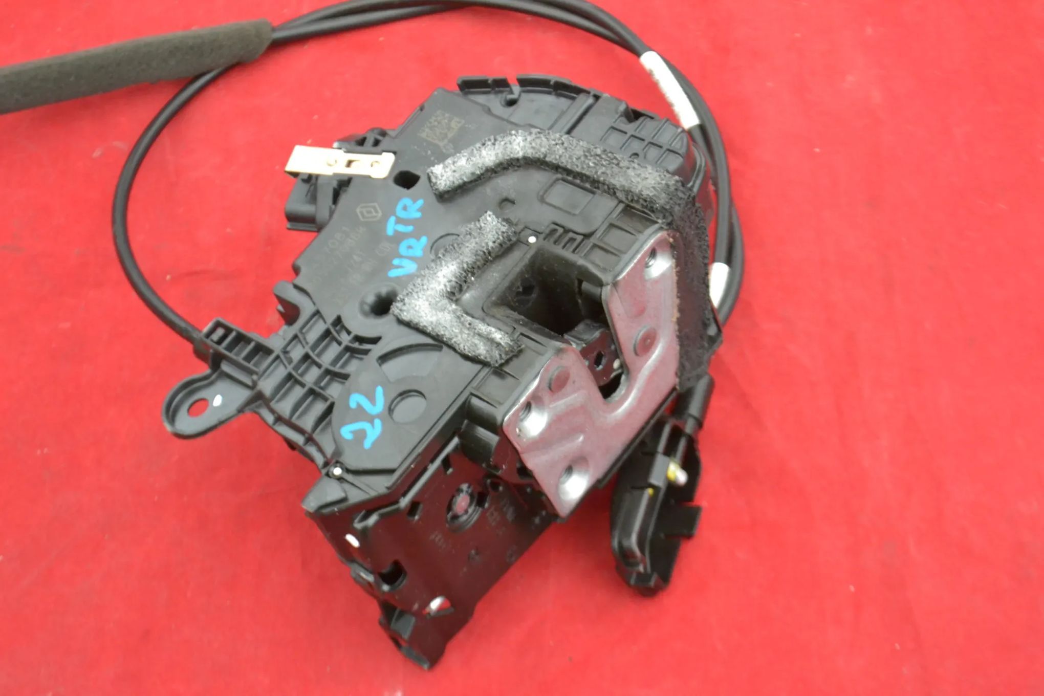 RENAULT TRAFIC III ZAMEK DRZWI PRZÓD PRZOD PRZEDI PRAWY PASAŻERA  805027088R