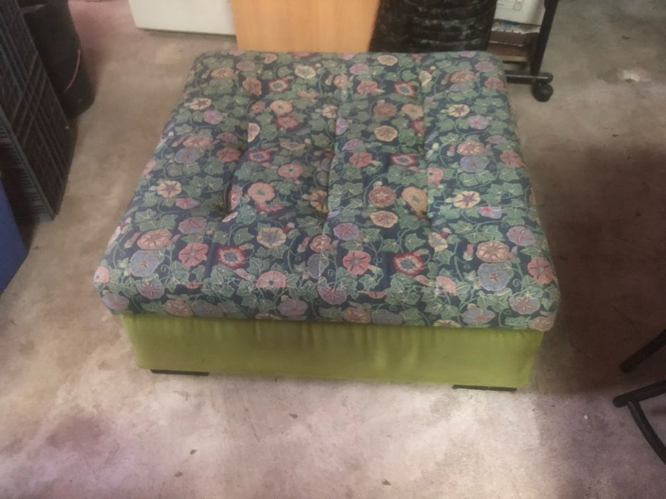 Sofa/Banco quadrado