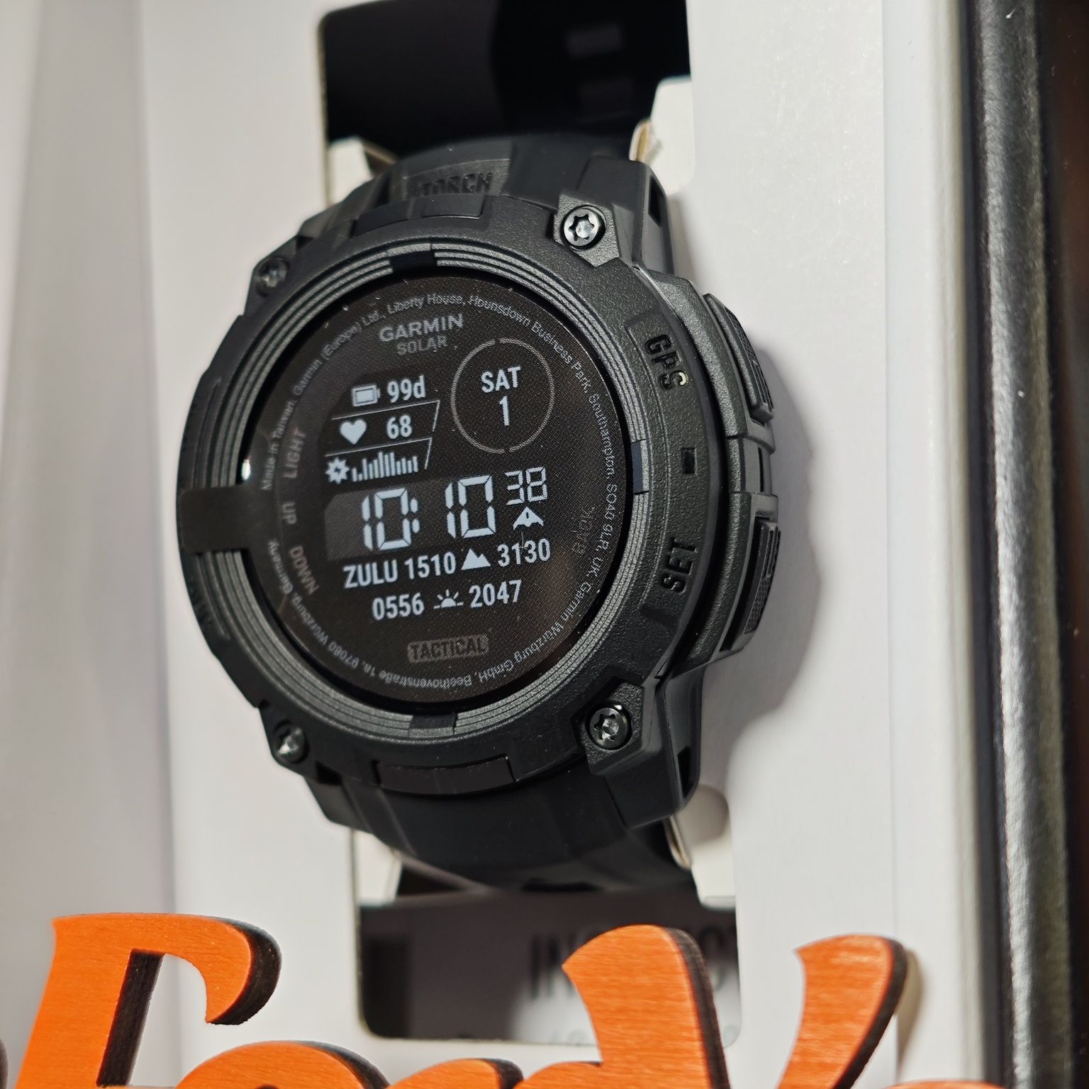 Garmin Instinct 3 (45 мм) Solar Tactical Edition 010-02934-50