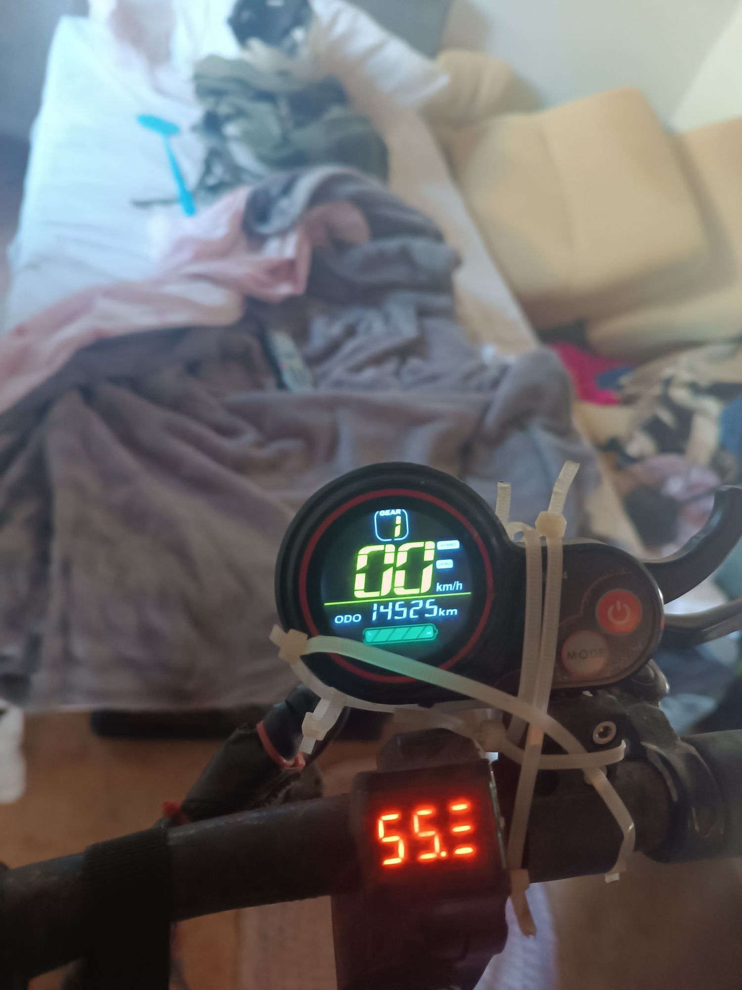 Trotineta dual motor