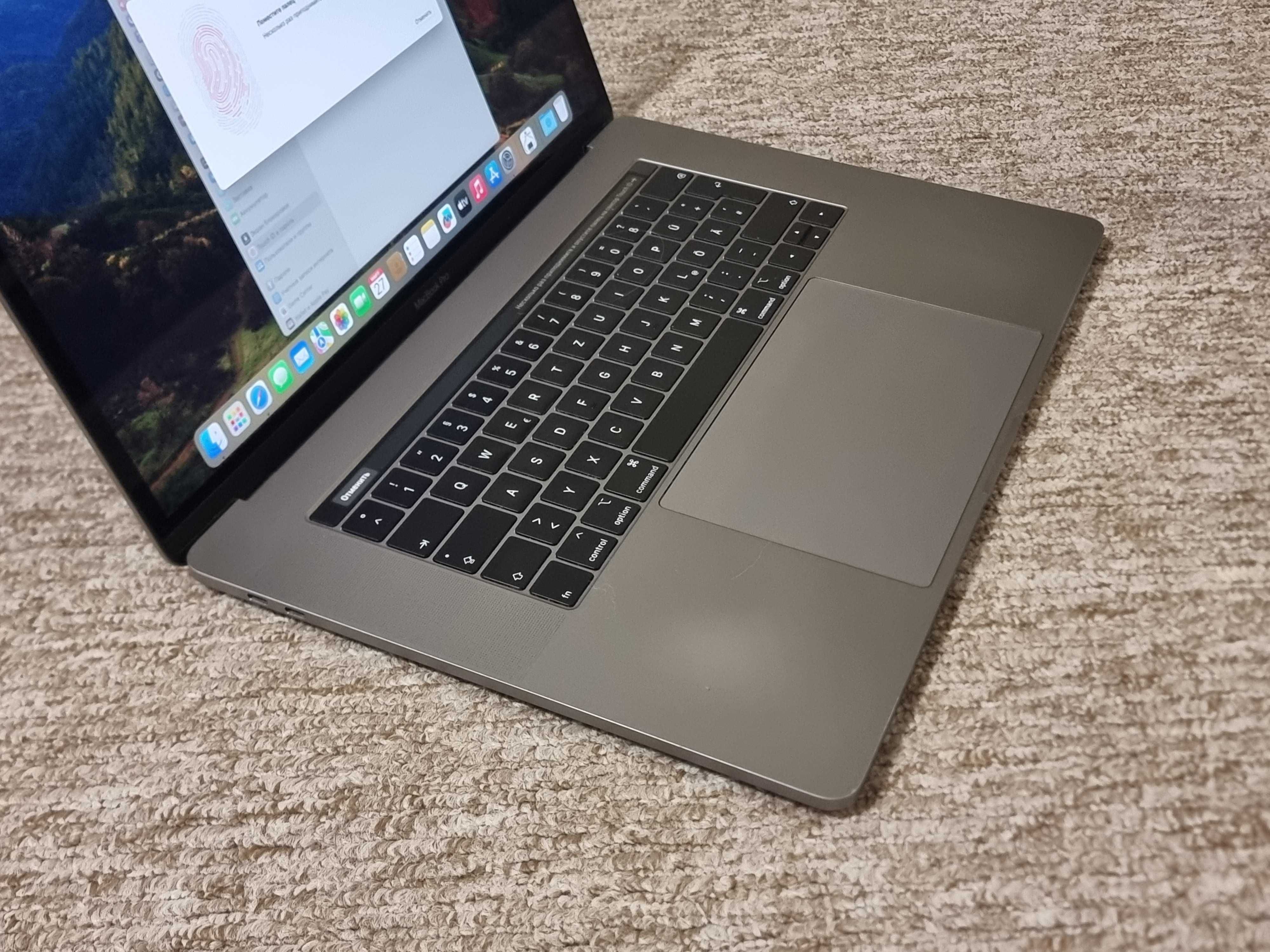 MacBook Pro 15" 2019 (А1990) i9\16\512\Radeon Pro 560X 4Gb --ДЕШЕВО --