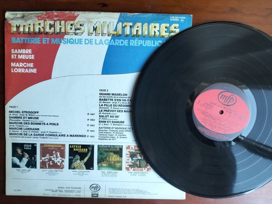 LP Marches Militaires Batterie Et Musique de la Garde Républicaine