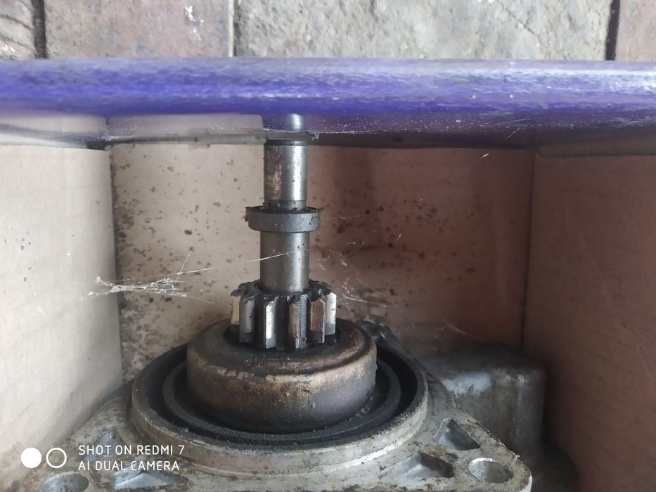 Стартер на авто.