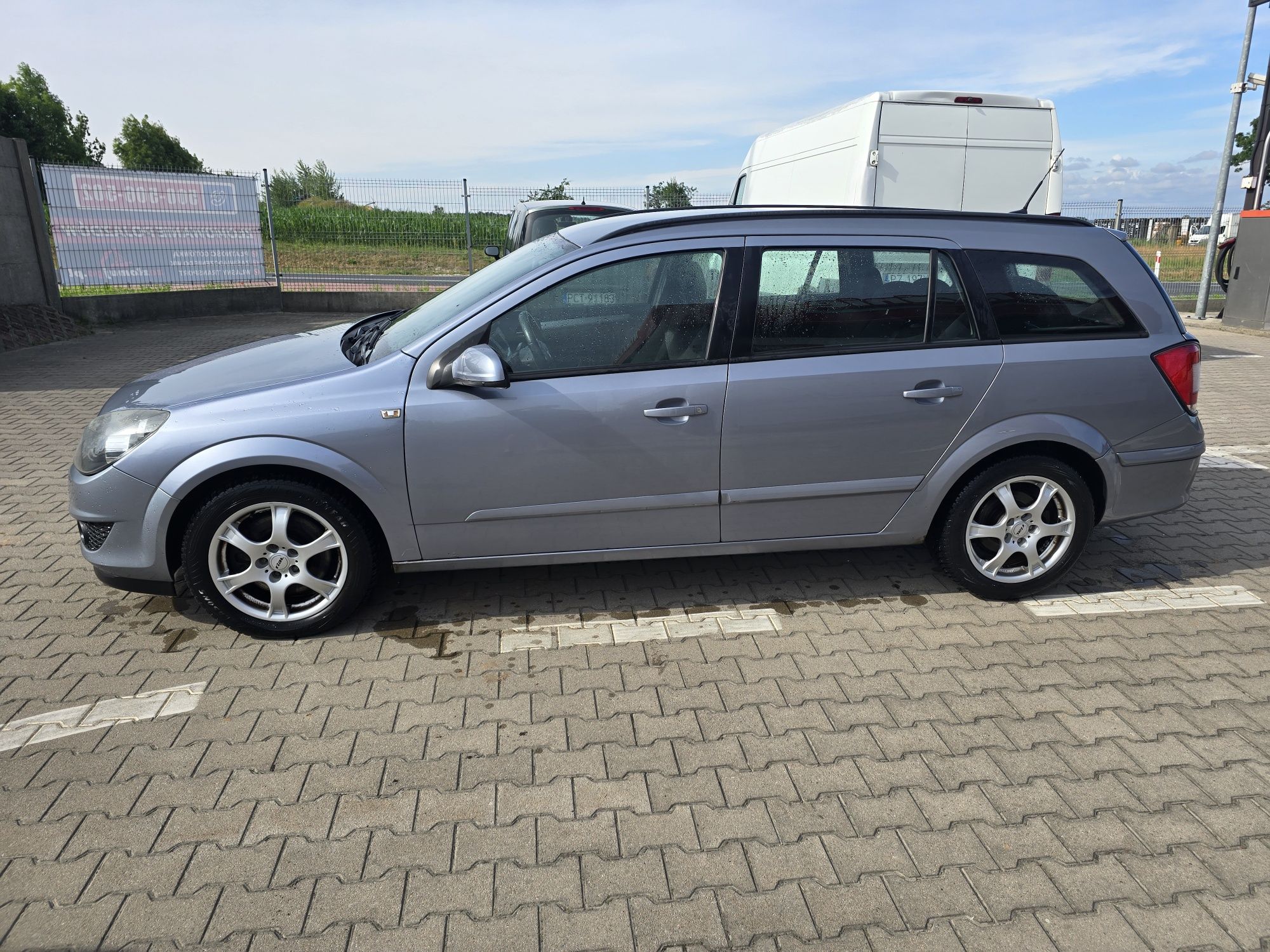Sprzedam Opel Astra III H 1.9 cdtii OPC