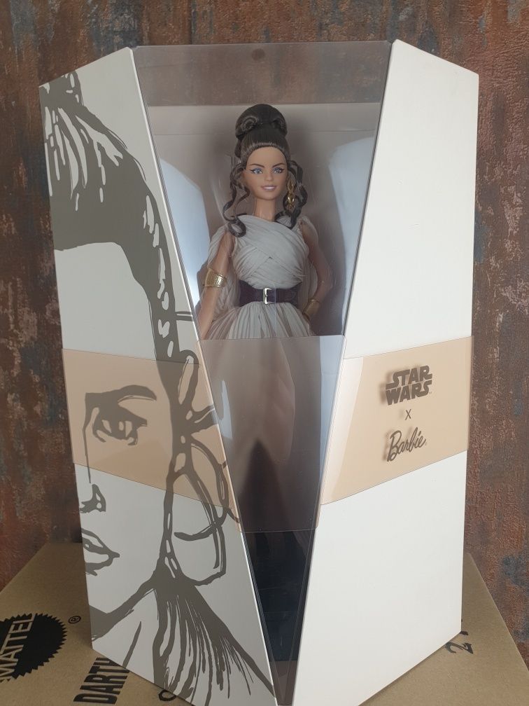 Boneca Barbie Star Wars - Rey