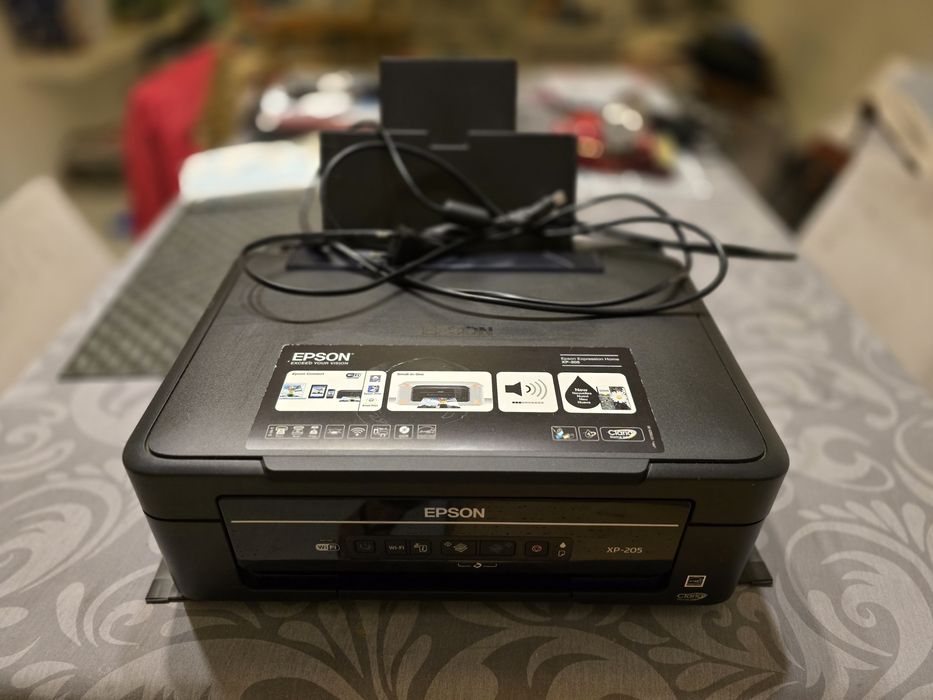 Impressora Epson Expression Home XP-205 Wi-Fi
