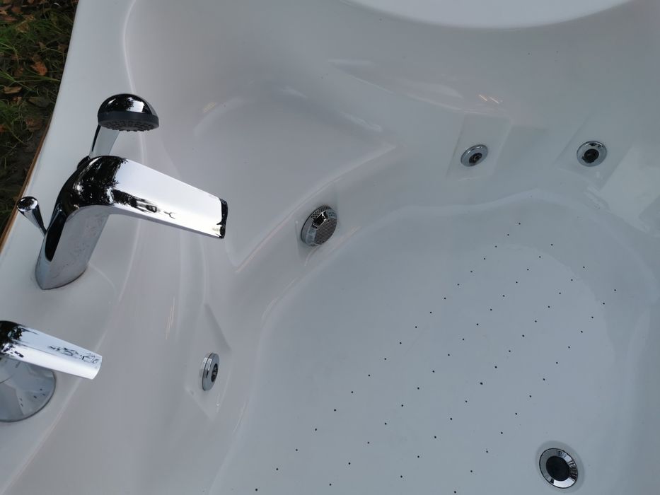 Jacuzzi balia basen