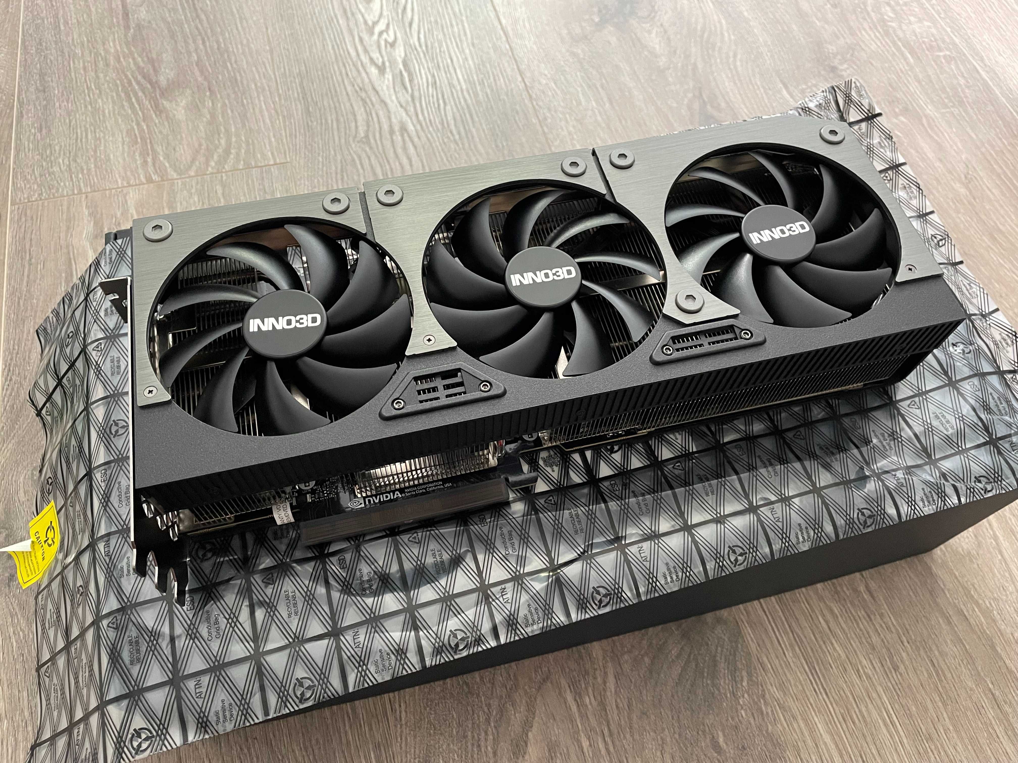 Karta graficzna Inno3D RTX 4080 X3 OC 16GB RGB / JAK NOWA / GWARANCJA