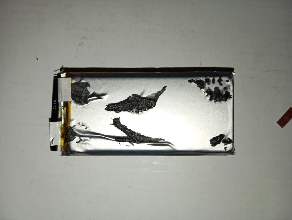 Акумулятор літій полімерний 3,7В 4900mAh