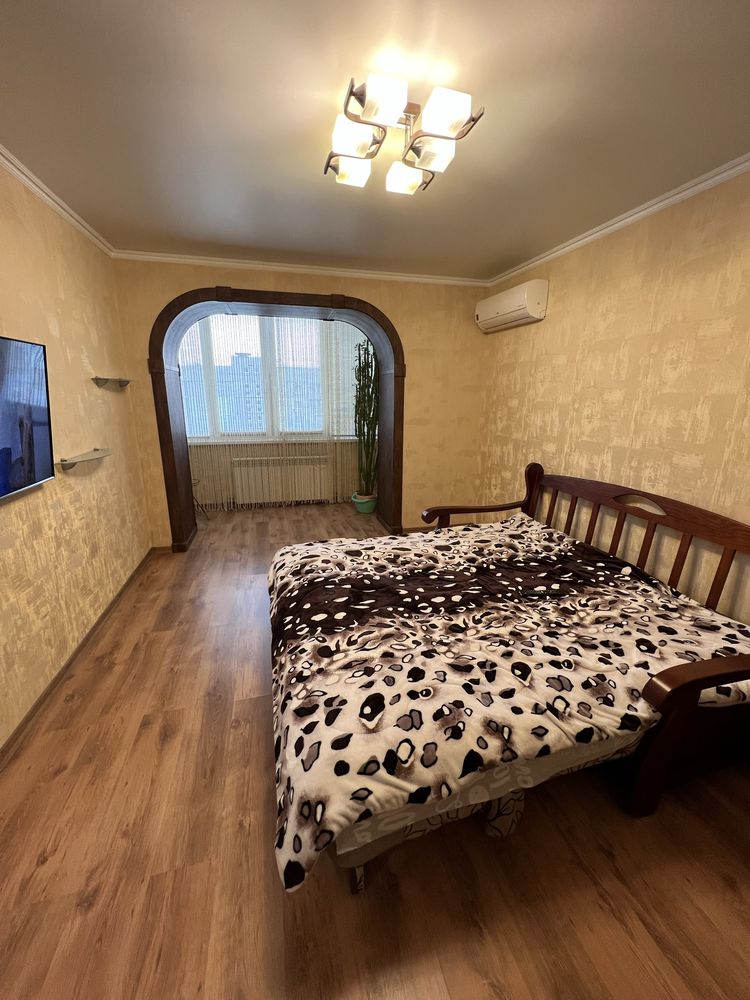 Продаю  2 комн./кв. с ремонтом  мкр. Северный