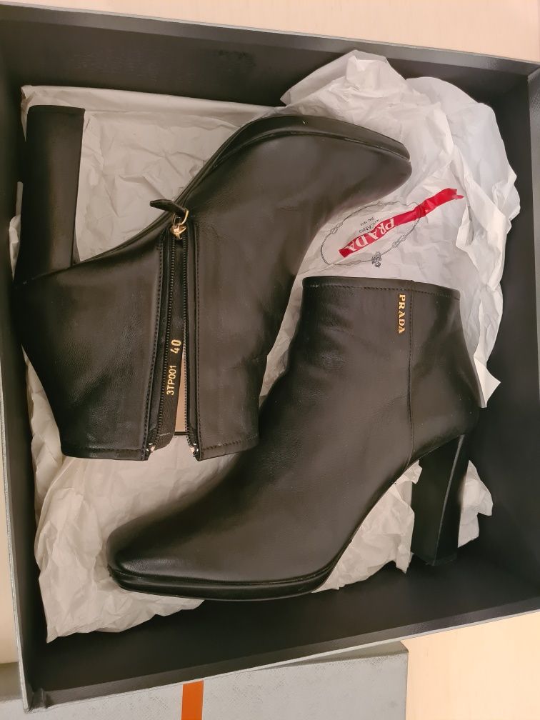 Продам ботильйоны Prada бу оригинал