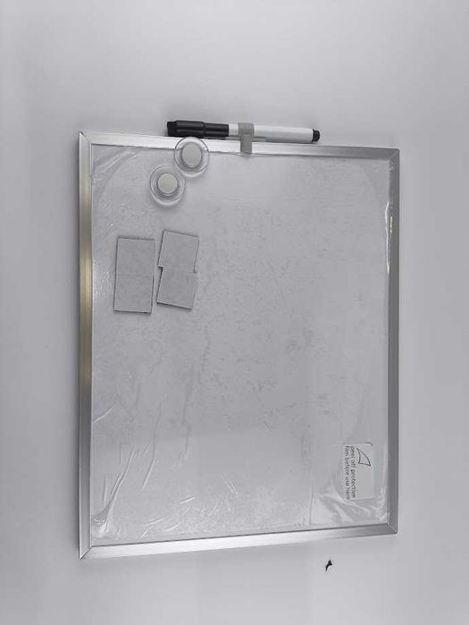 Raylu Paper® - Mała magnetyczna tablica suchościeralna 35 x 28