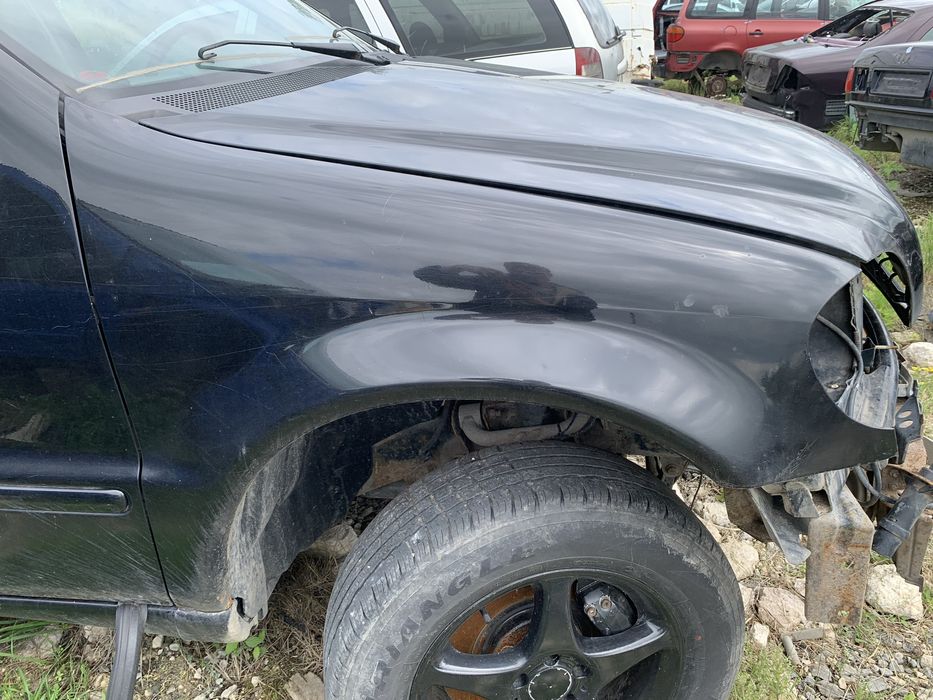 Крило переднє mercedes ml w163 праве ліве шрот!