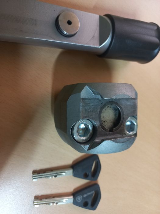 Протиугінний замок керма Гарант Флим Skoda octavia a5 fl