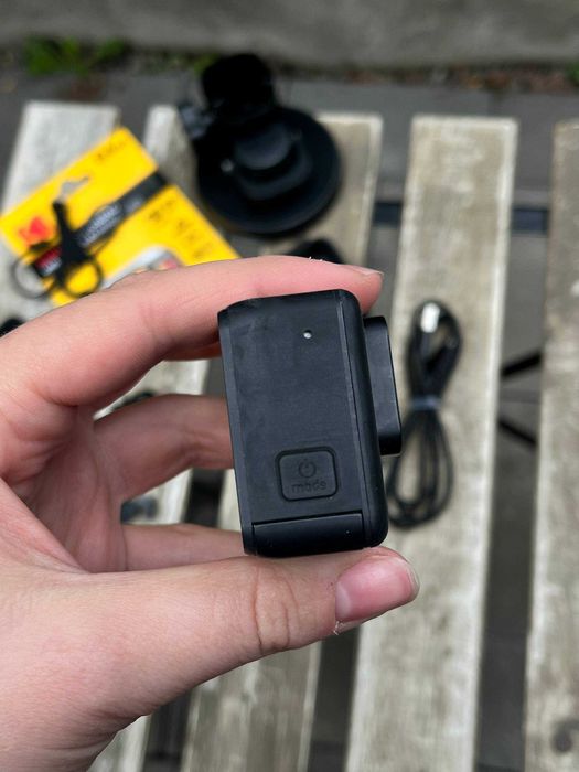 Екшн-камера GoPro Hero 7 Black з картою пам'яті у подарунок