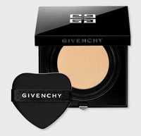 Podkład Givenchy  TEINT COUTURE CUSHION SPF 20 – PA++ W205