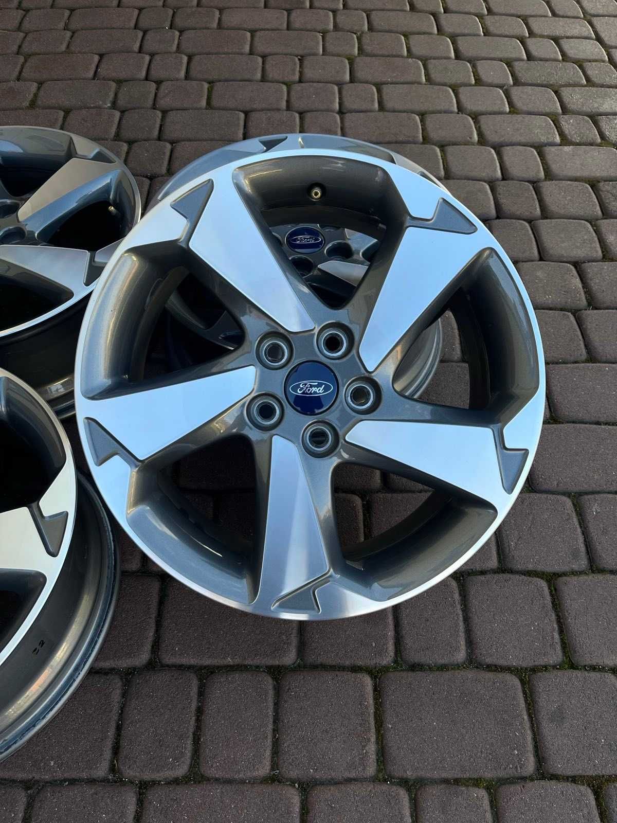 Oryginalne alufelgi Ford 5x108 17 cali CZUJNIKI Focus S-Max Mondeo