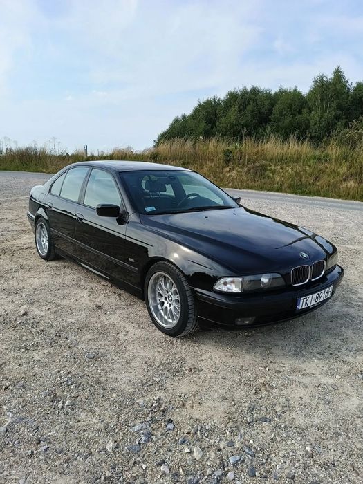 BMW Seria 5 E39 535i