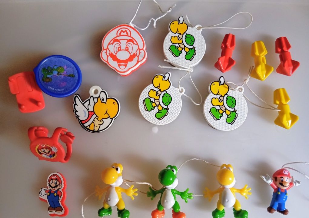 Kinder Surpresa vários.