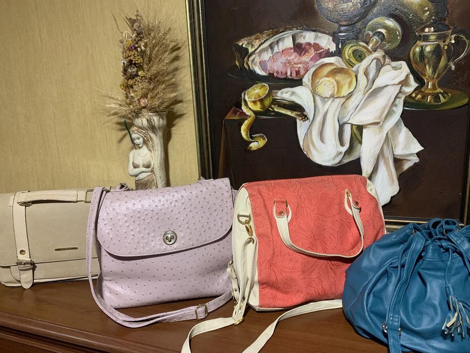 Жіночі елегантні сумочки