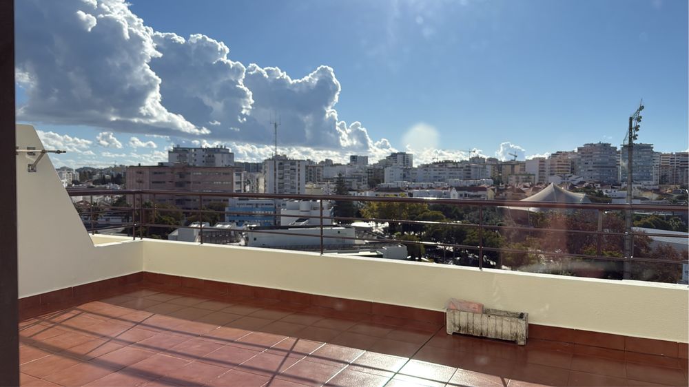 Apartamento T2 Excelente Oportunidade - Frente Estádio Portimonense