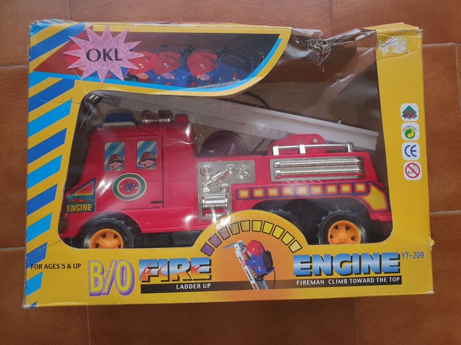 Camião bombeiros brincar