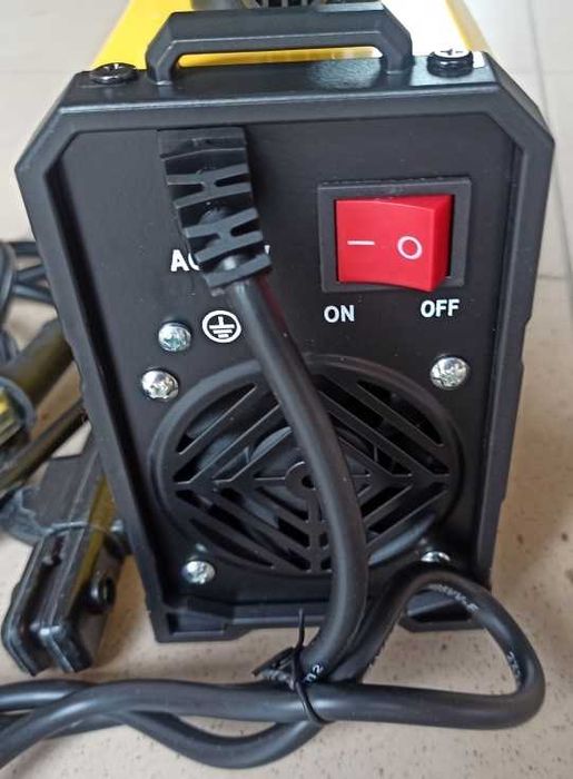 Spawarka inwerterowa MMA-250