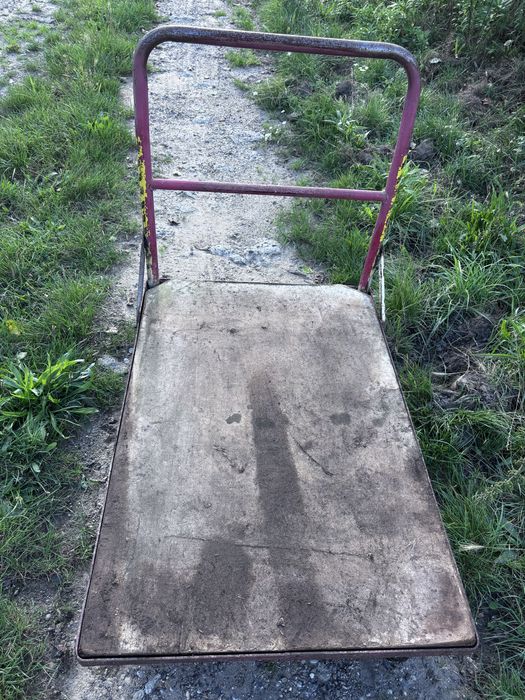 Wózek transportowy,magazynowy do przewozu towarów