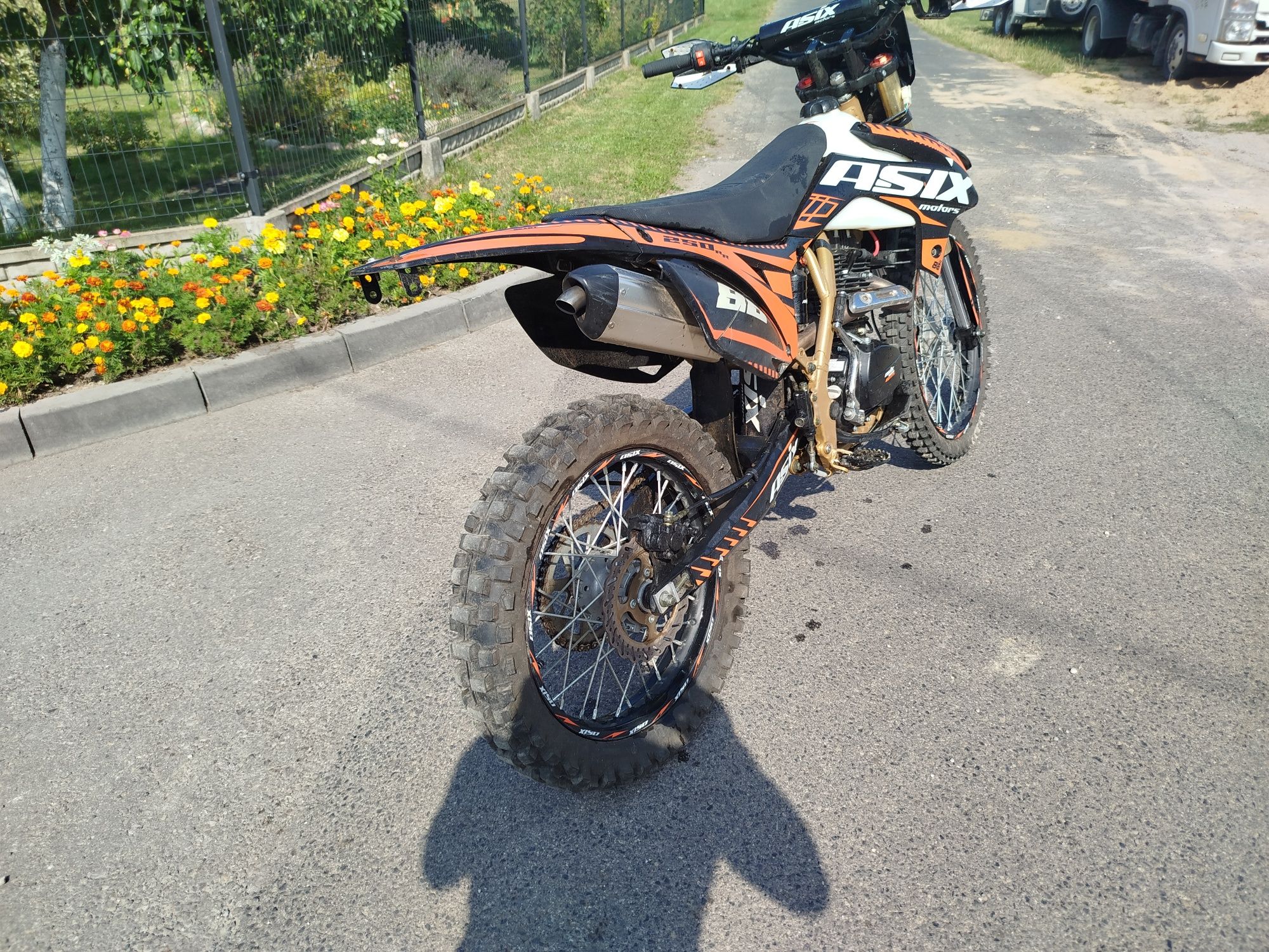 Cross ASIX 250 cc