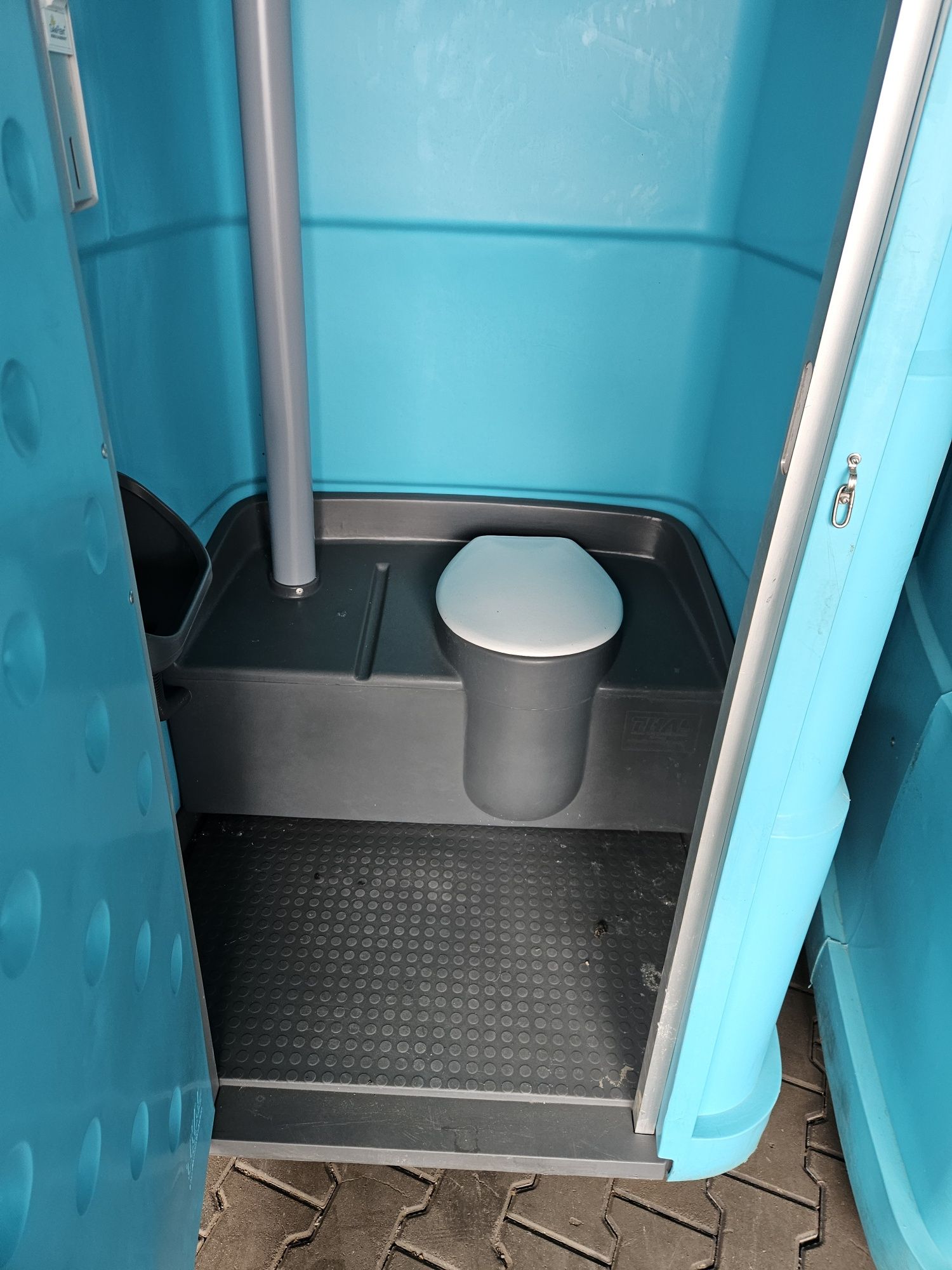 Toaleta przenośna, mobilna toaleta, wc na budowę, działkę