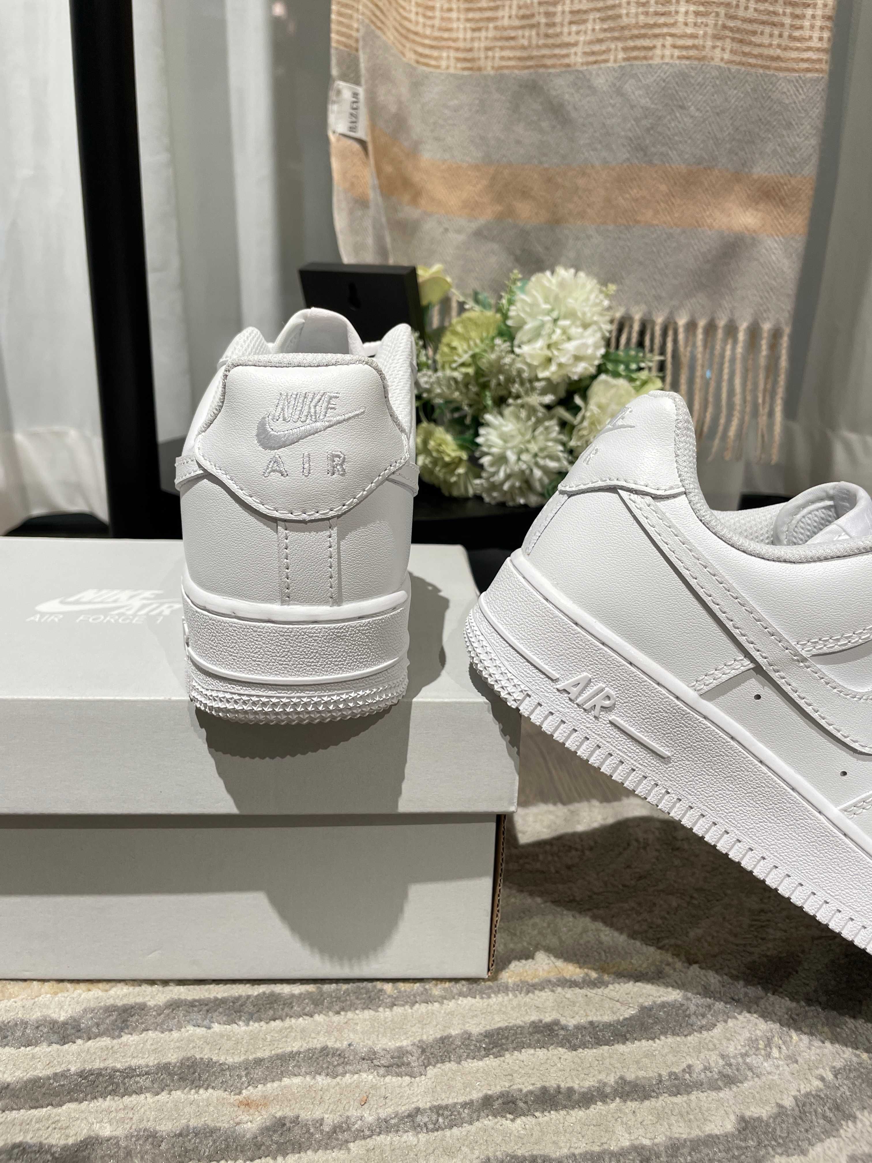 Buty meskie Air_Force 1 Low_Nike_White EU.43