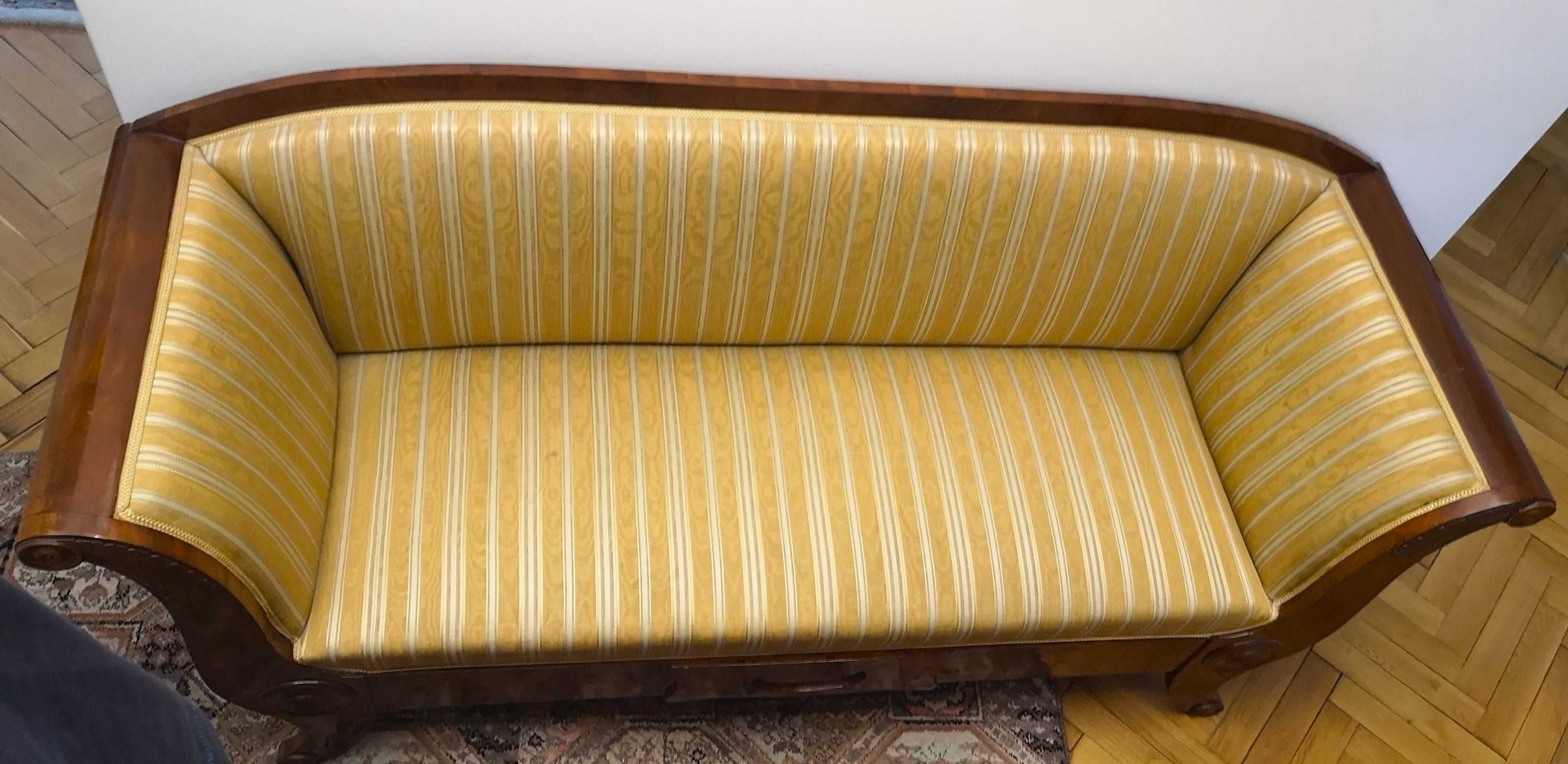 Zabytkowa antyczna sofa stylizowana na Biedermeier, Europa Północna