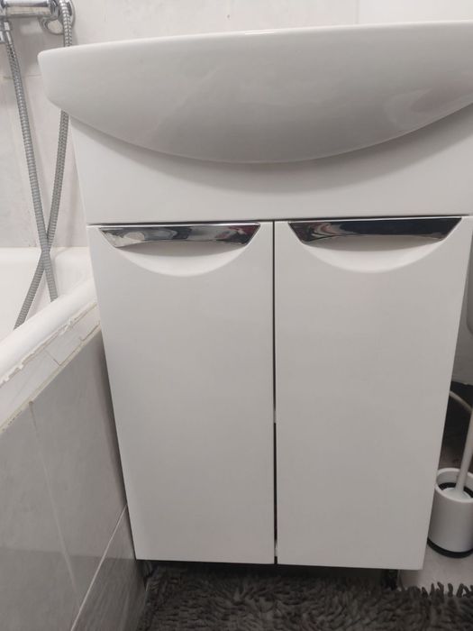 Тумба з раковиною (біла)