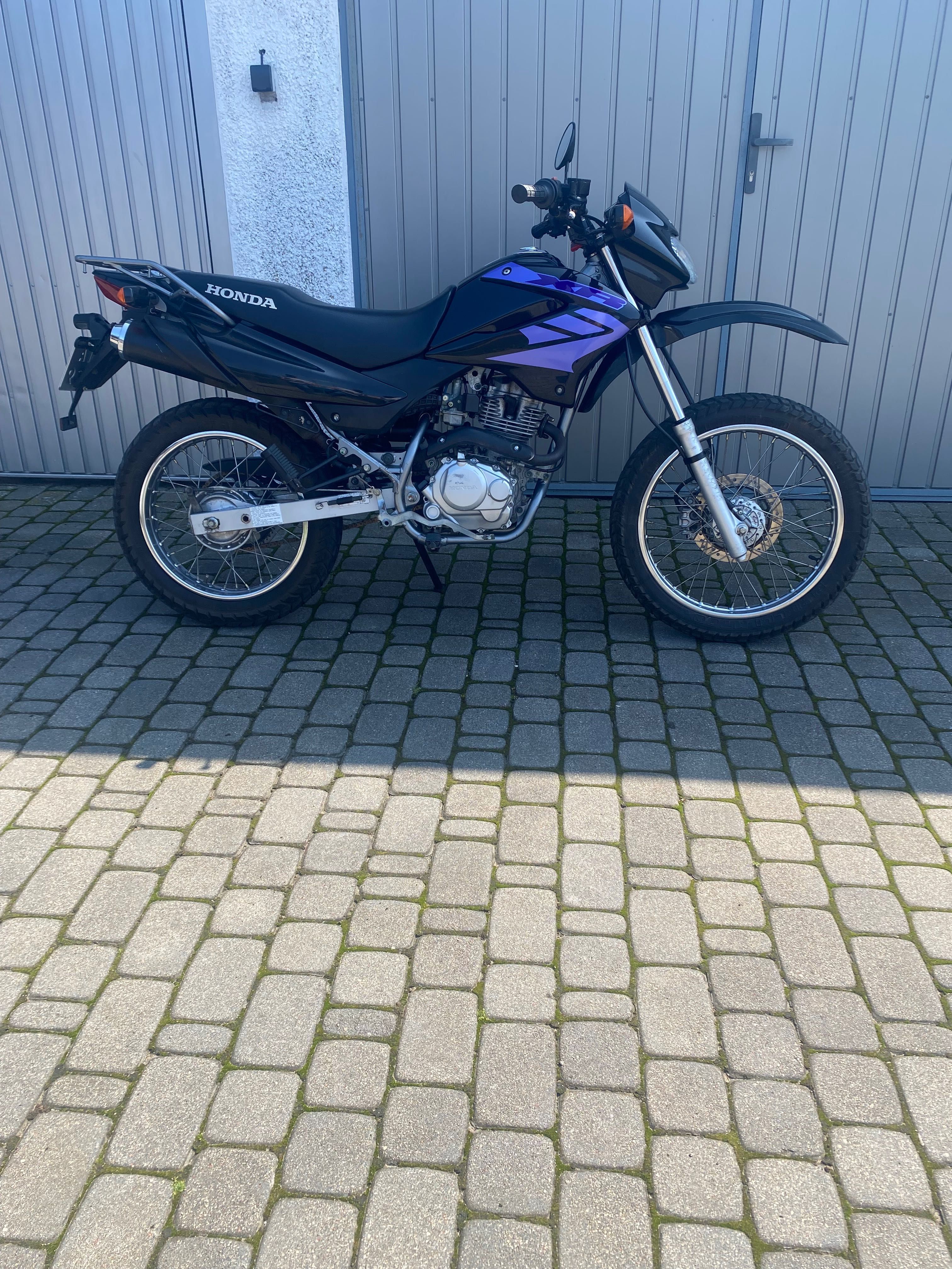 Sprzedam enduro HONDA XR 125 L
