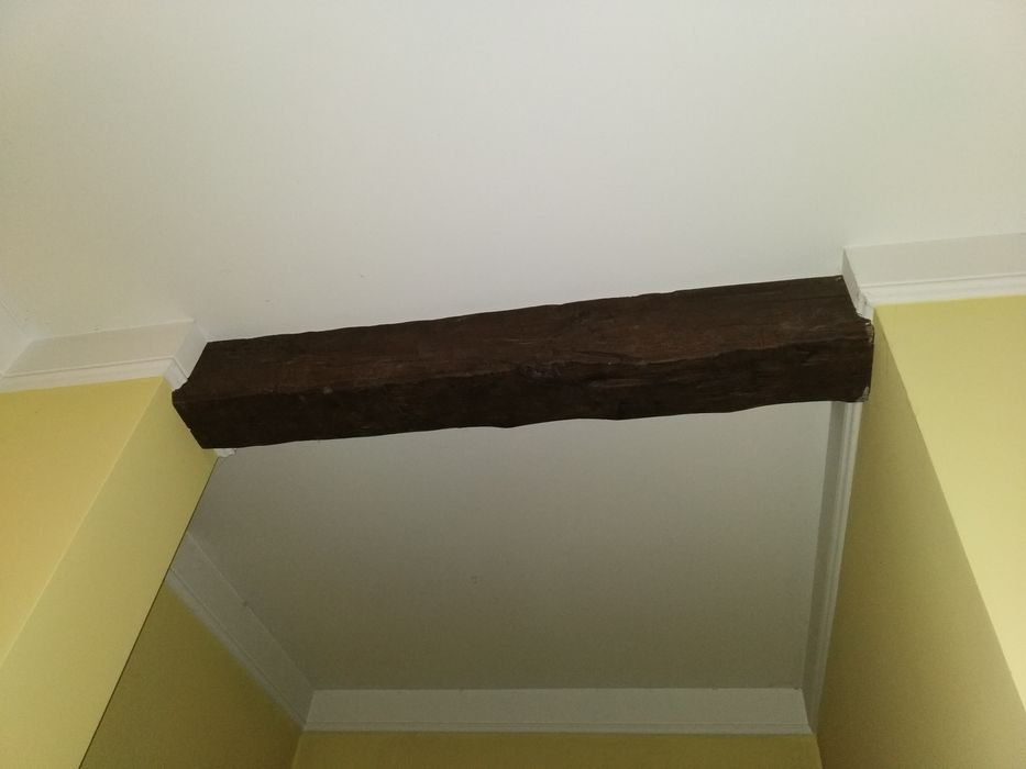 Балка из полиуритана