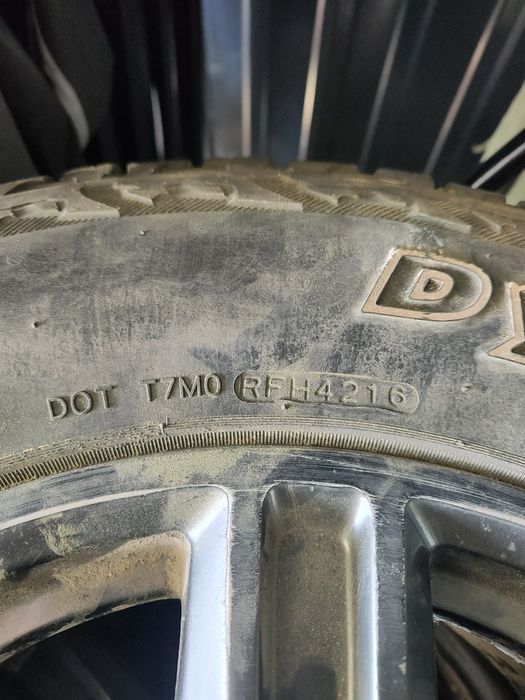 Aluminiowe felgi z oponami  Hankook 245/70/17