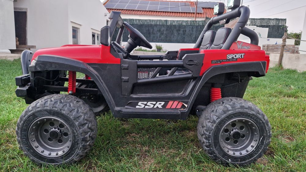 Jeep criança eléctrico