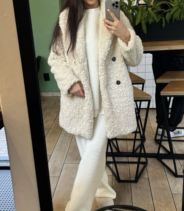 Шубка тедді від Zara