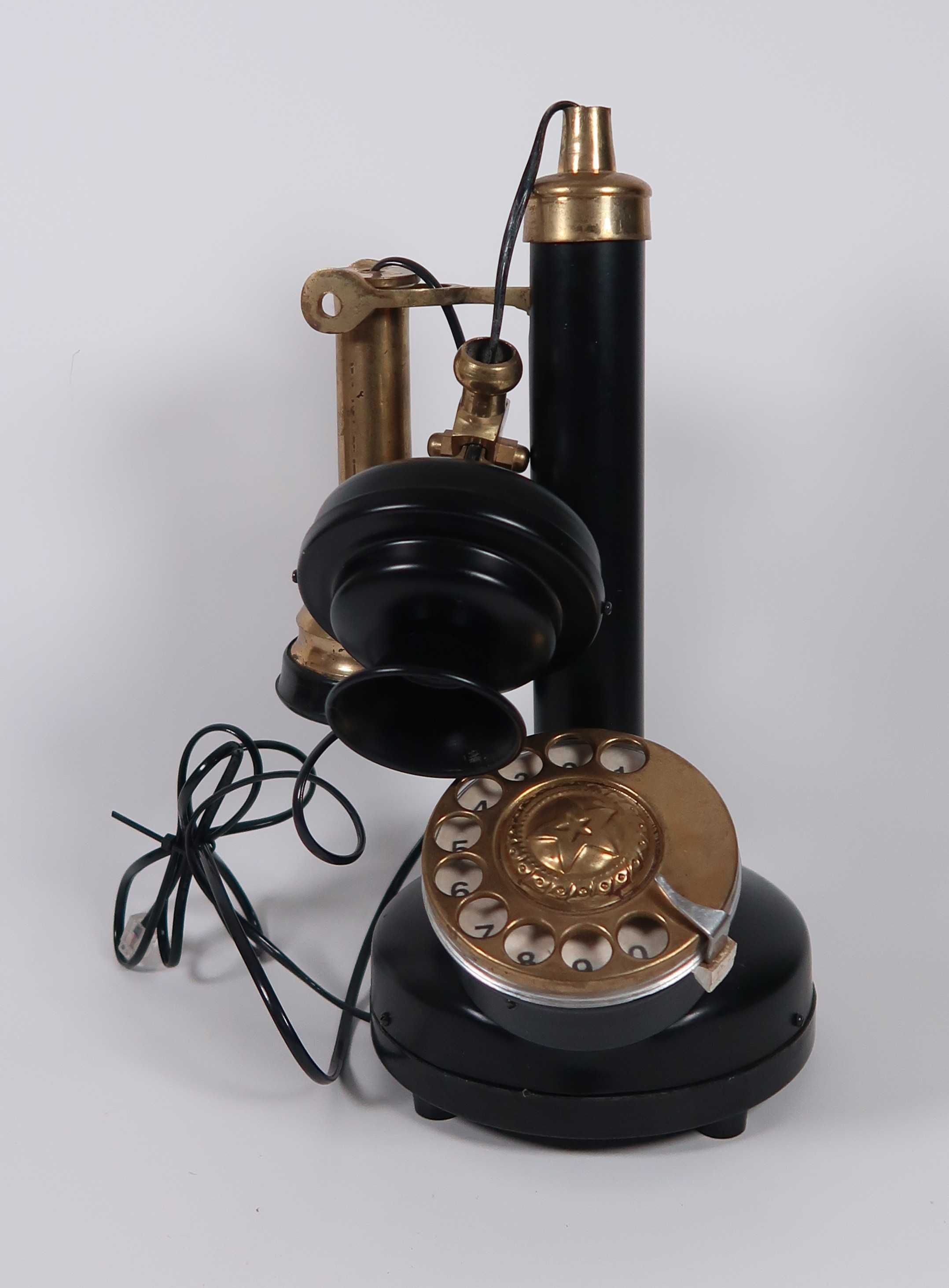 Telefone analógico antigo
